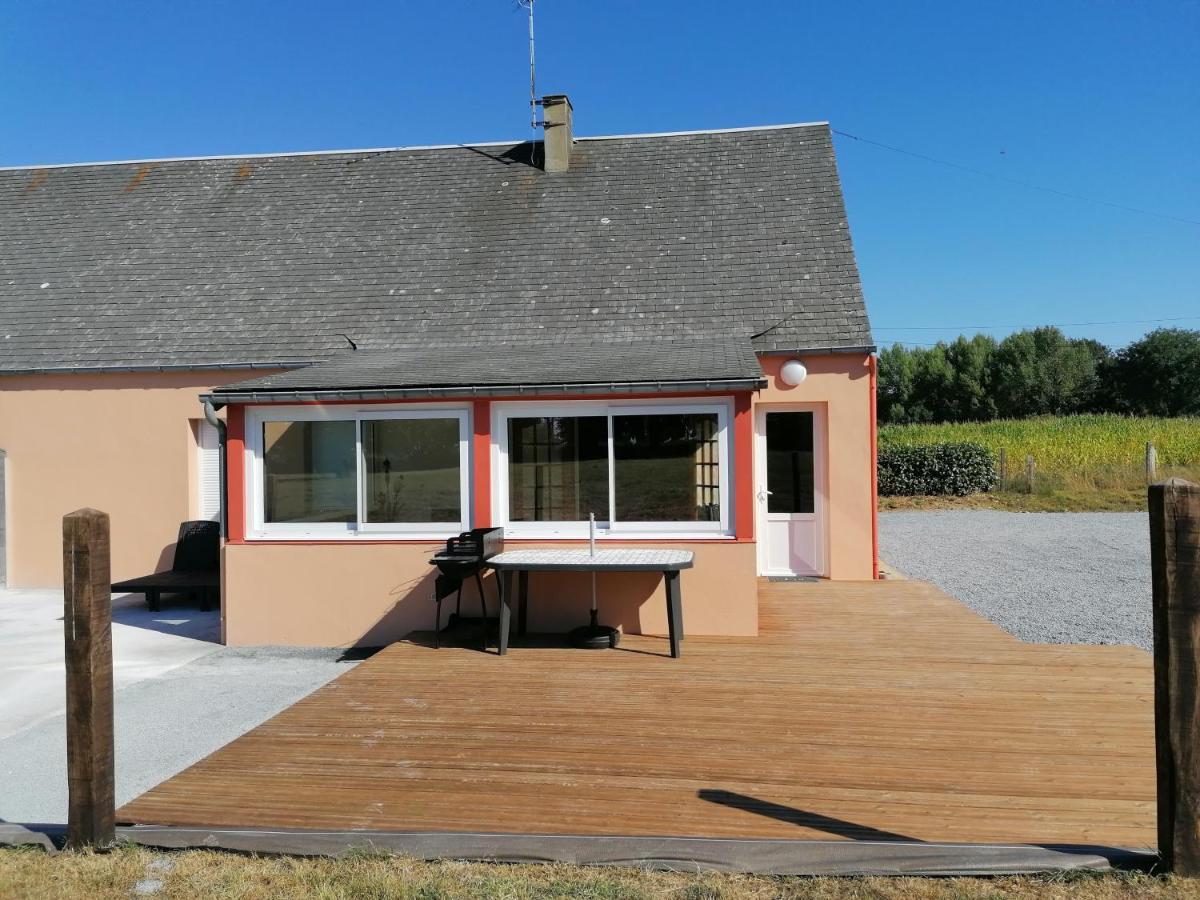 Gite De La Courtoisie Gavray-sur-Sienne Kültér fotó