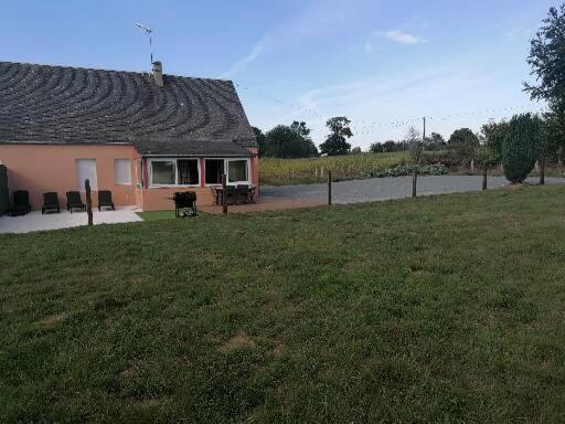 Gite De La Courtoisie Gavray-sur-Sienne Kültér fotó